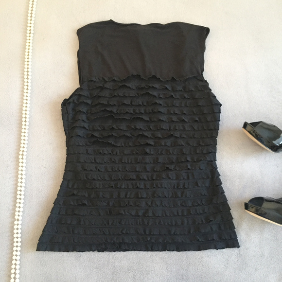 Max Studio Ruffled Top - Picture 2 of 2